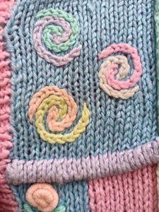 Cute Pastel Knit Sweater – Kids XL / Teens 14–16 y