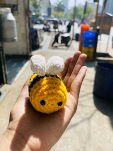 ccrochet Honey Bee