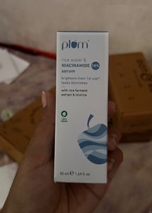 Plum Rice Water &amp; Niacinamide Serum