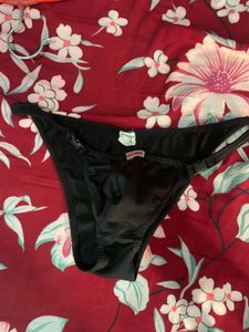 MIIW Brand man Thonges good condition