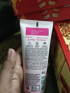 Glow &amp; Lovely Bright Facewash