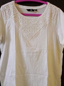 ☁️White Lace Tshirt☁️