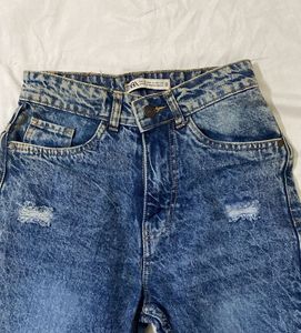 Zara Straight Jeans