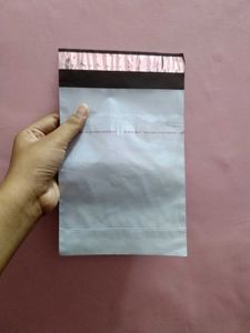 11 Shipping Bags Size 6*8 Inches
