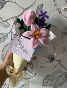 Pipe Cleaner Flower Bouquet