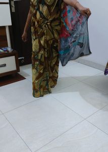 Women Saree With Blouse
