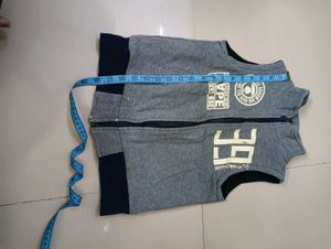 Cool Grey Zip-Up Vest Woolen