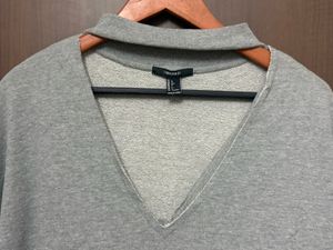 Forever 21 Gray Top
