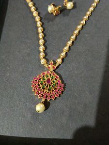 Pearl Temple Jewellery Set