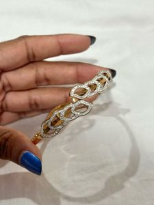 Elegant Gold Rhinestone Bangle Bracelet