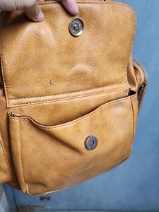 DressBerry BACKPACK CUM HANDBAG