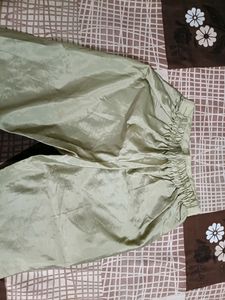 Traditional Pant And Kurta Set ( Women&#39;s)