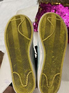 Nike Sneakers For Boys And Girls