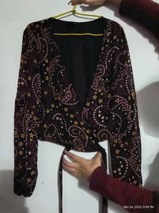 🌸 Forever 21 Wrap Crop Top | Trendy &amp; Elegant 🌸