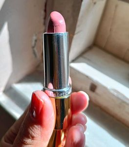 Elizabeth Arden Nude Pink Matte Lipstick