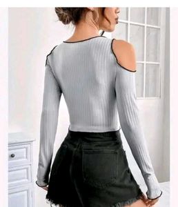 Spider Graphic Crop Top