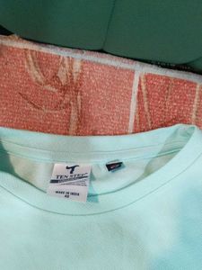 Graphic Print Tee