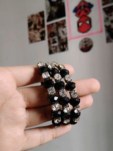 Black & Rhinestone Beaded Bracelet