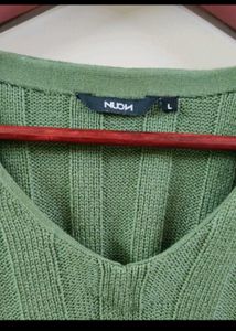 Ribbed Knit Crop Pullover