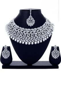 Elegant Silver Necklace Set