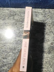 Agatha Christie Thriller Five Little Pigs