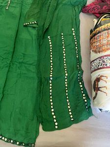 Green Kurta Set With Mirror Work