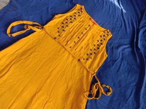 Dress / Kurta For Women (30-34)