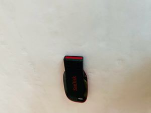 32 GB Sandisk Pendrive