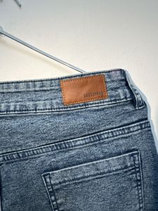 Unique Denim Jeans with Pocket Detail