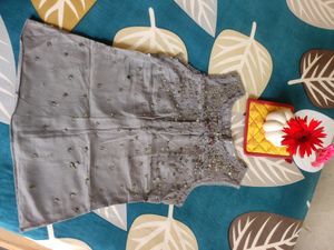 Gray Top