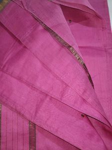 i am selling pink 🩷 cotton saree with Blouse