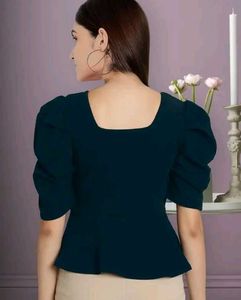 Trendy top for woman..