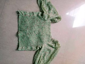 Floral Print Green Top