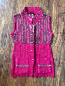 WOMEN SLEEVELESS CARDIGAN