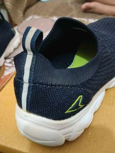 Bata (Power Navy Slip-On Sneakers)