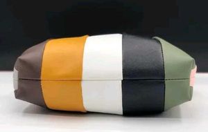 Color Block Chain Shoulder Bag