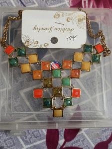 Neckpiece