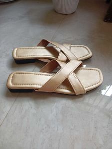 Women Flats