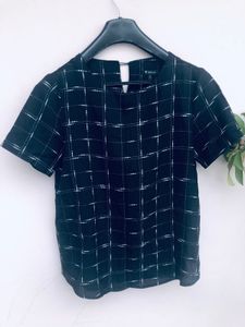 Vanheusen Checkered Black Top
