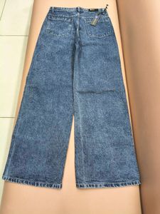 Wide leg jeans