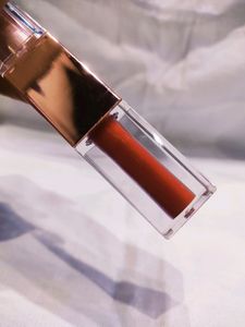 Red lipstick