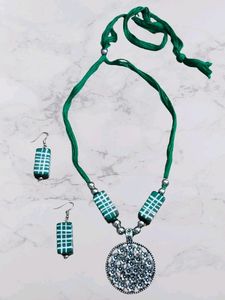 Green Necklace and Earring Set