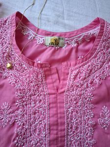 Chikankari Kurti 🌸