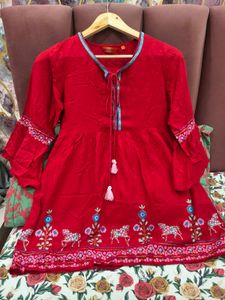 **Rarely Worn Rangriti Peplum Top🥰