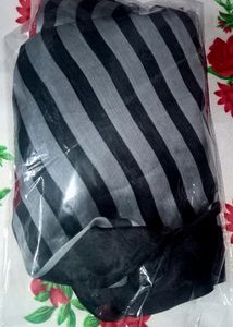 Pretty   Saree 🖤 With Stitched Blouse Size 32