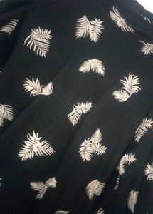 Floral Print Black top⁠人✿