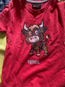Red Valencia Bull Graphic Tee