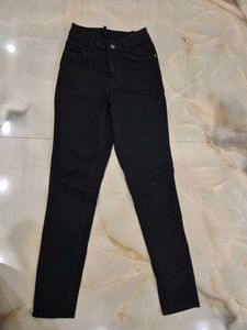 Black Jeans