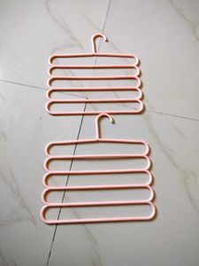 Multi-level Hanger
