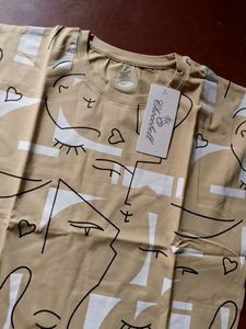 Skin Colour Print Buggy Tshirt With Tag